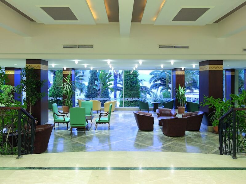 Fortezza Beach Resort Hotel