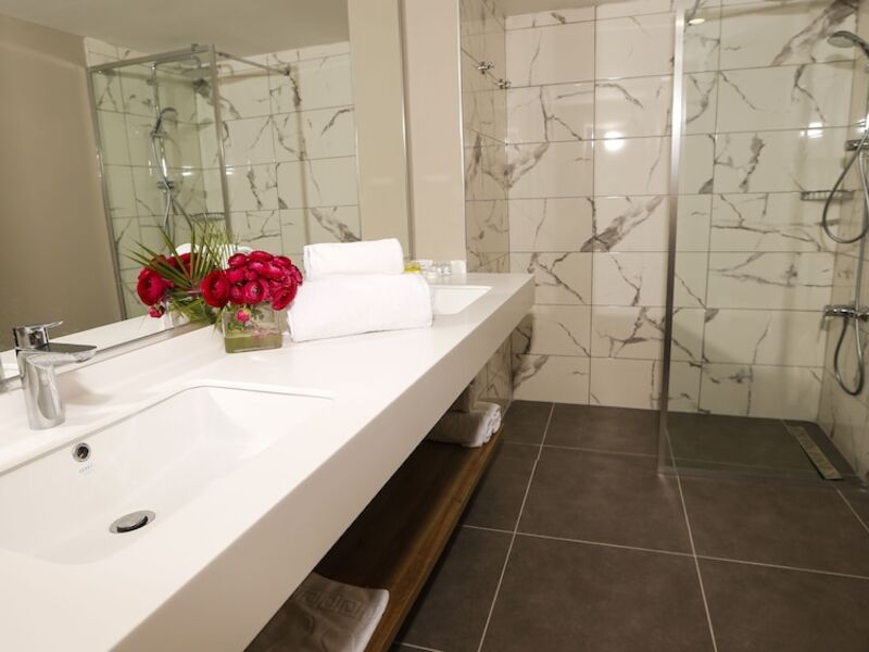 Fortezza Beach Resort Hotel