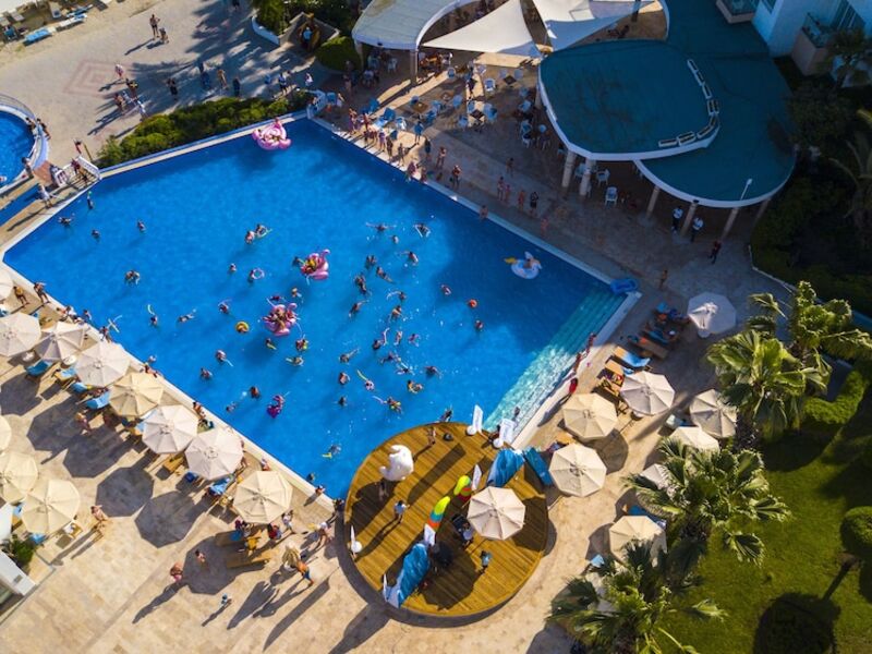 Fortezza Beach Resort Hotel