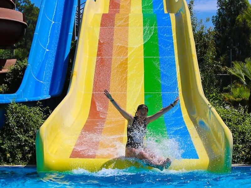 Fortezza Beach Resort Hotel