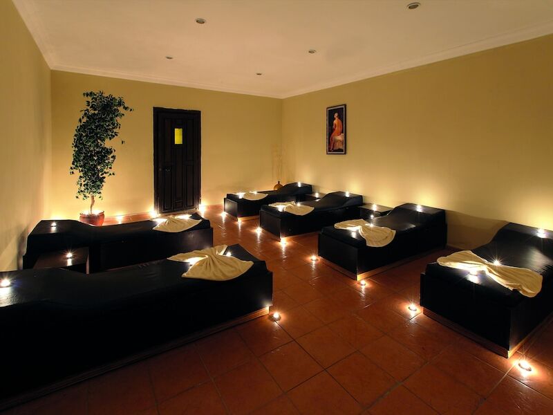 Fortezza Beach Resort Hotel