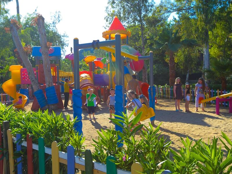 Fortezza Beach Resort Hotel