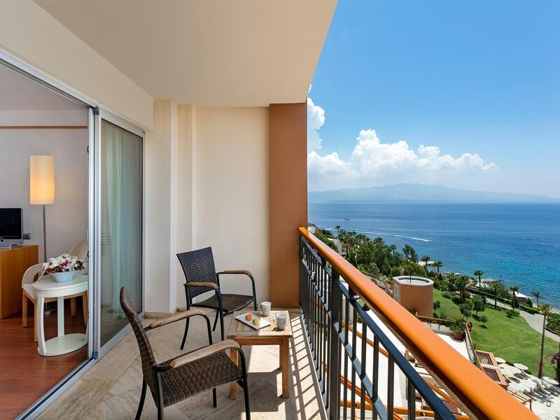 Kefaluka Resort Hotel