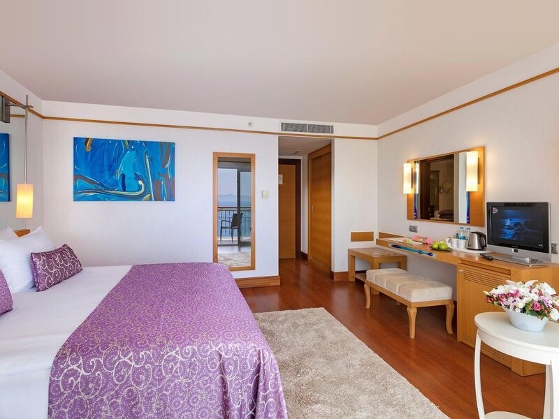 Kefaluka Resort Hotel