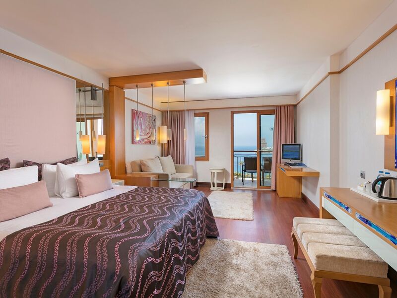 Kefaluka Resort Hotel