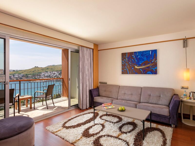 Kefaluka Resort Hotel