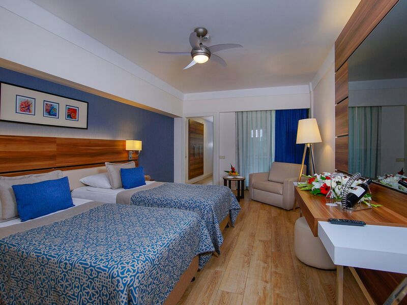 Limak Atlantis De Luxe Hotel & Resort