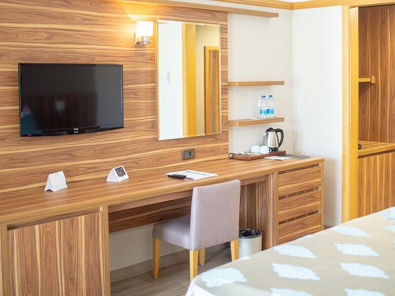 Eliz Hotel Convention Center Thermal Spa & Wellness