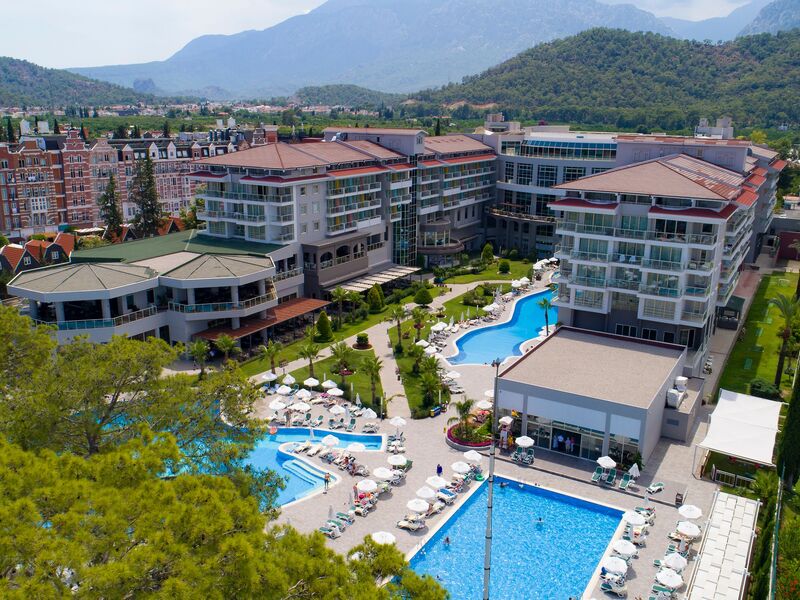 Akra Kemer