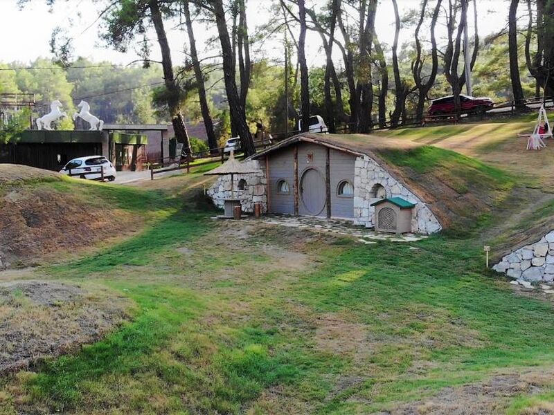 Olympos Toprak Evleri