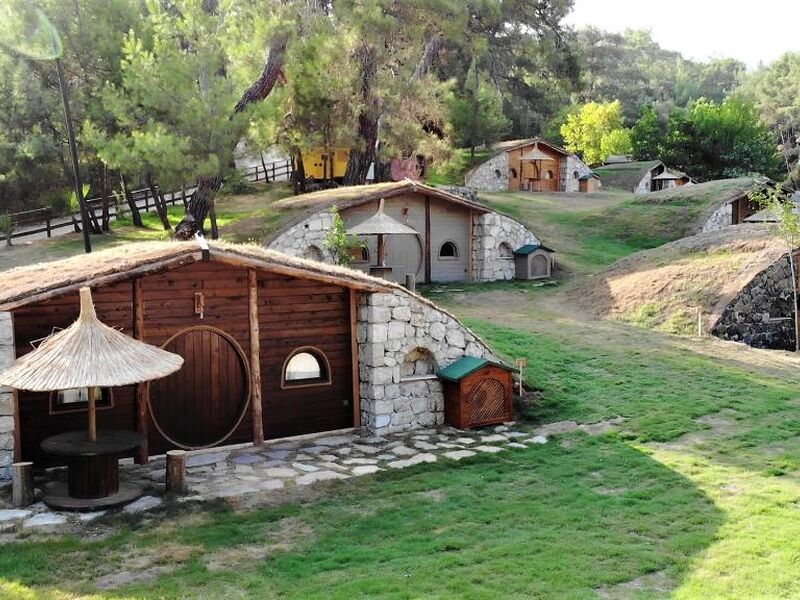 Olympos Toprak Evleri
