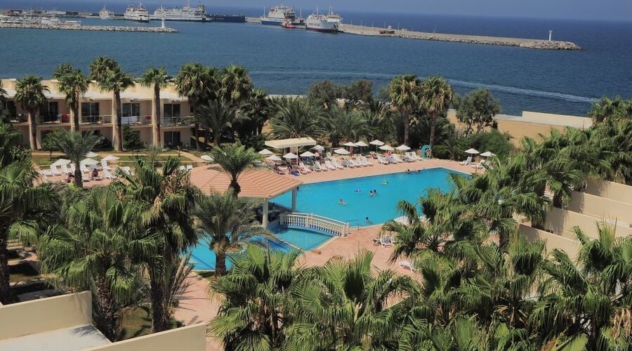 Oscar Resort Hotel