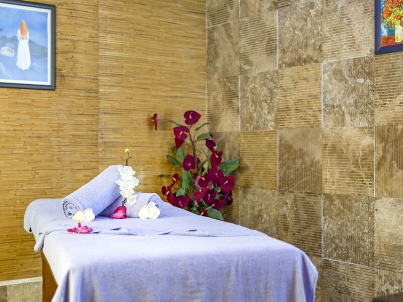Royal Wings Hotel - All Inclusive